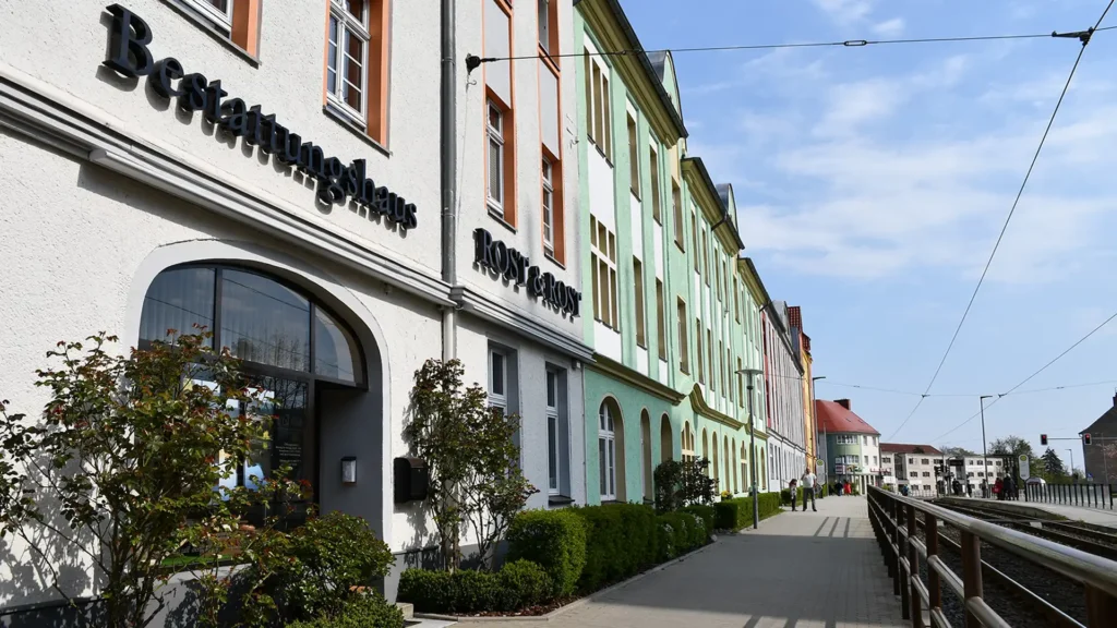 Bestattungshaus Rost & Rost an der Leipziger Straße in Frankfurt (Oder)